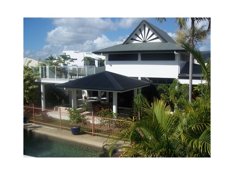 44 Keith Williams Dr, Cardwell QLD 4849