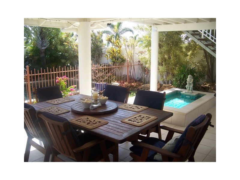 44 Keith Williams Dr, Cardwell QLD 4849