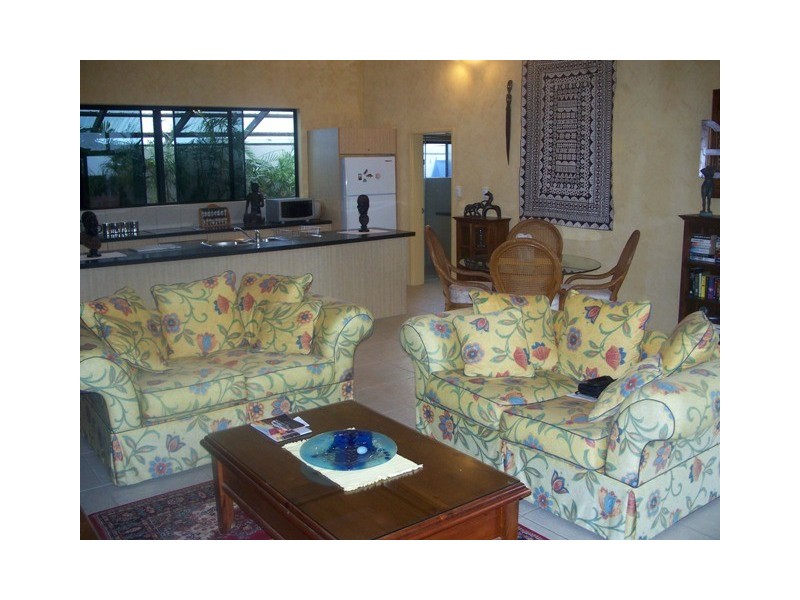 44 Keith Williams Dr, Cardwell QLD 4849