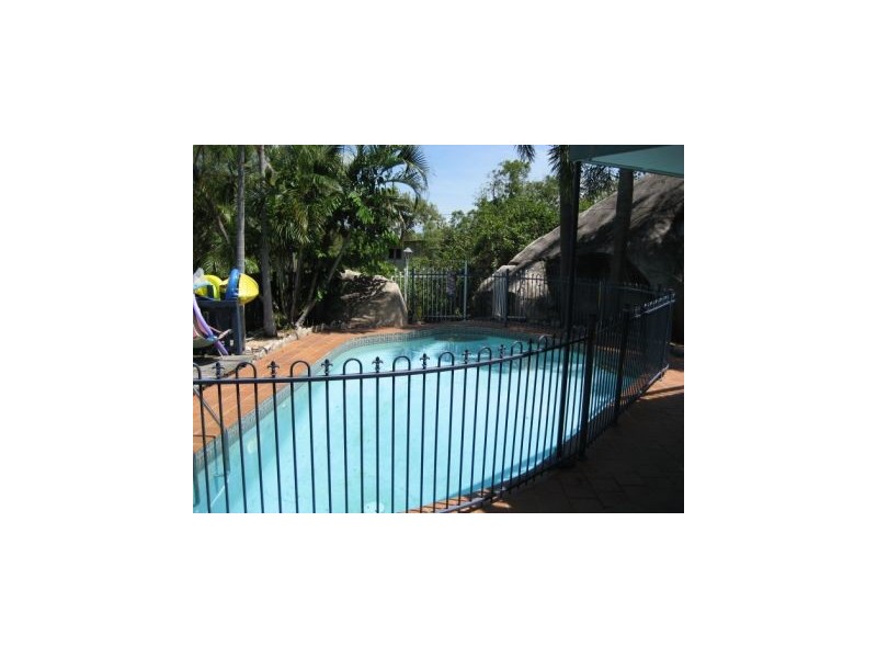 16 Picnic Street, Picnic Bay QLD 4819