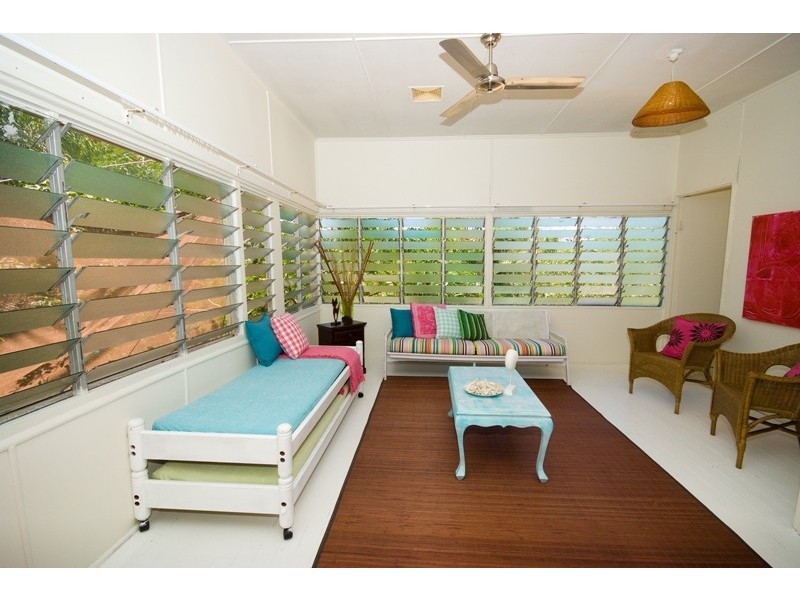 1 Barbarra Street, Picnic Bay, Magnetic Island QLD 4819