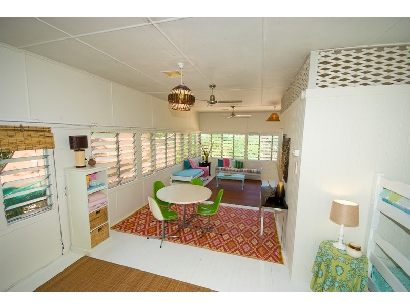 1 Barbarra Street, Picnic Bay, Magnetic Island QLD 4819