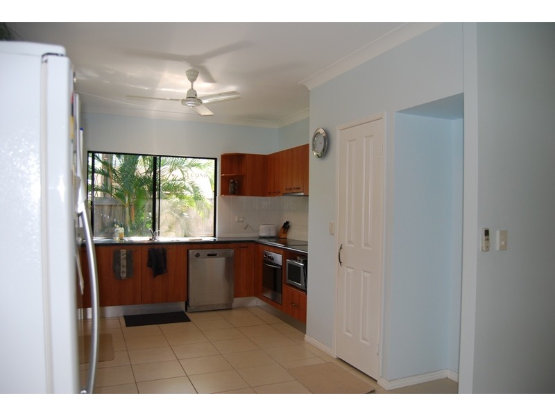 9 Clarke Street Nelly, Magnetic Island QLD 4819