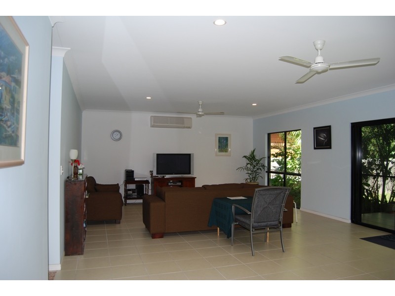9 Clarke Street Nelly, Magnetic Island QLD 4819