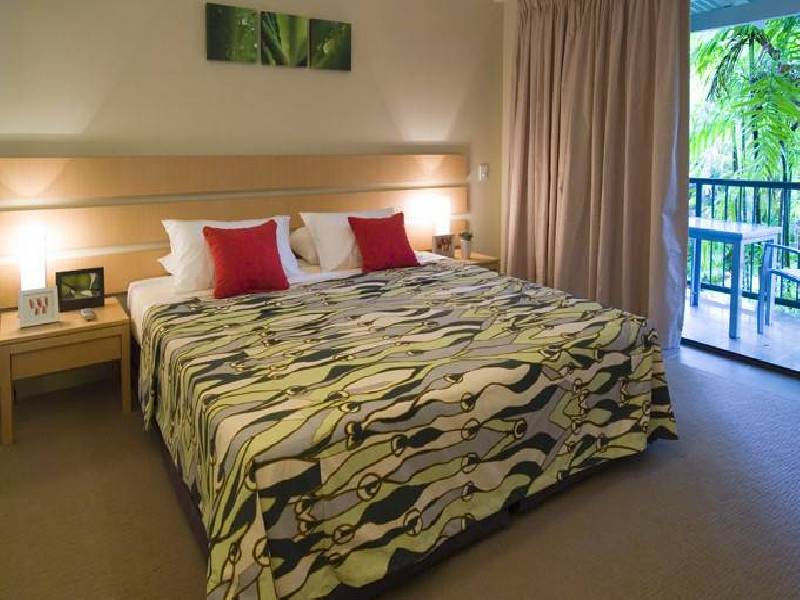 - 87-109 Port Douglas Road, Port Douglas QLD 4877