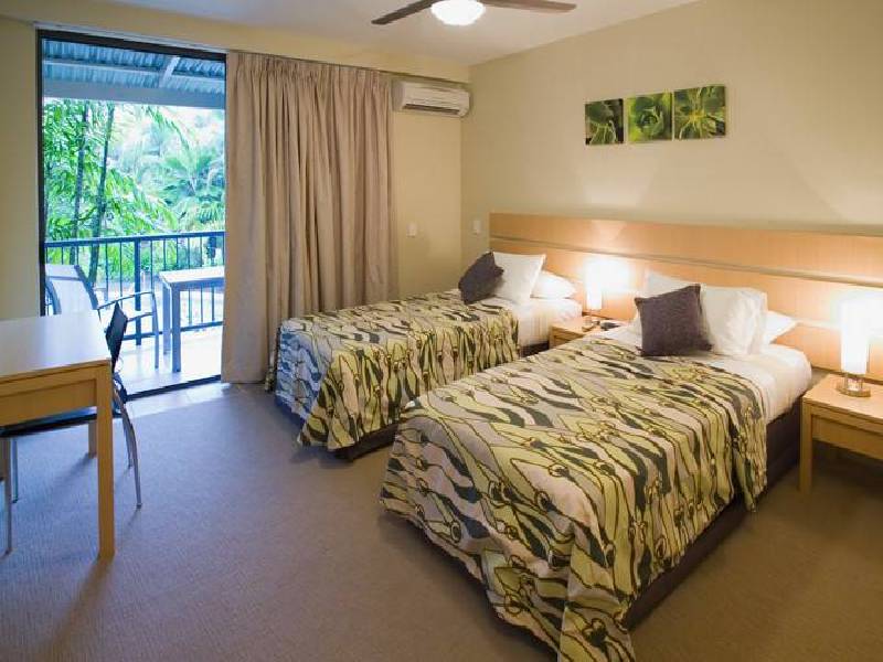 - 87-109 Port Douglas Road, Port Douglas QLD 4877