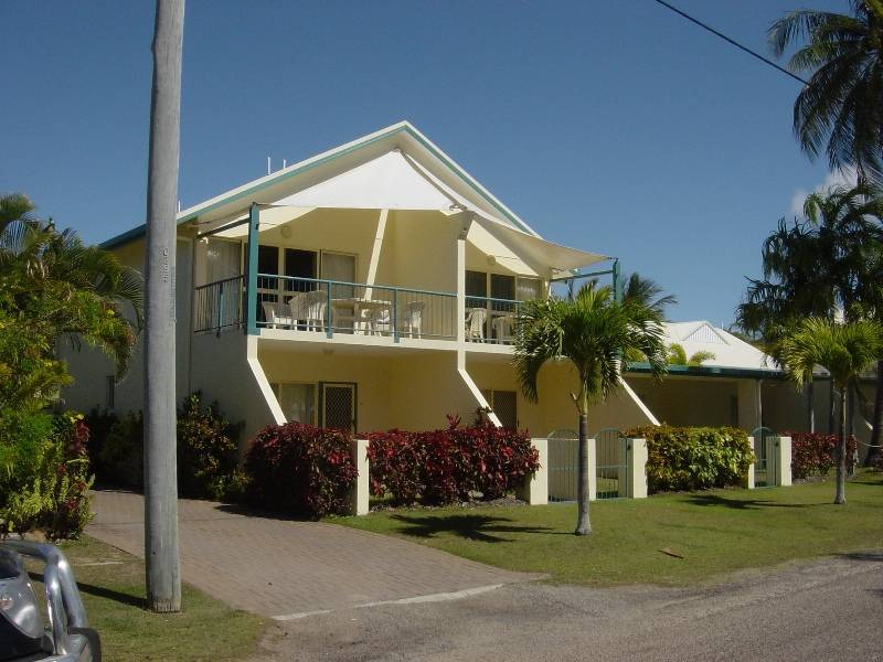 Unit 8 Sails on Horseshoe, Pacific Drive, Magnetic Island QLD 4819