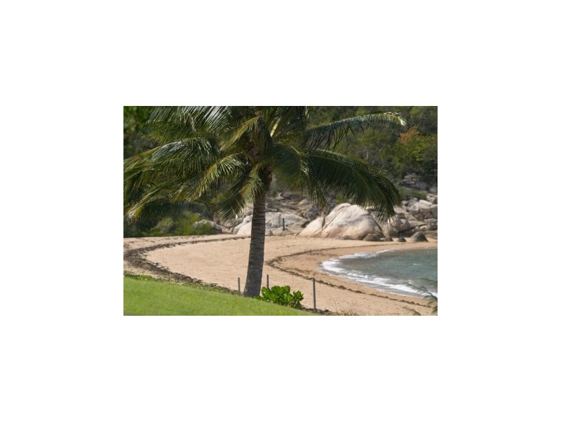 Lot 8 “The Beach”, Picnic Bay QLD 4819