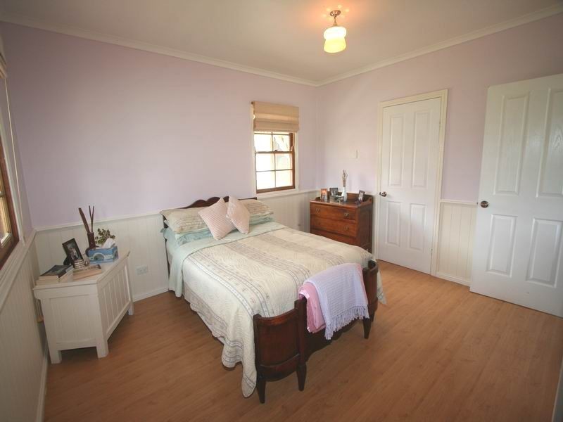 Camp Mountain QLD 4520