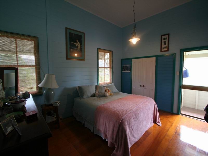 Camp Mountain QLD 4520