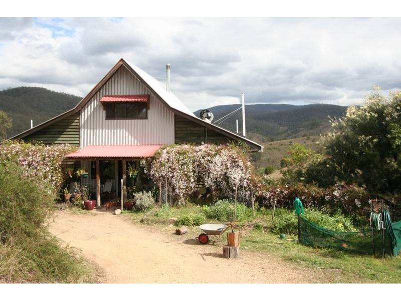 Armstrong Creek QLD 4520