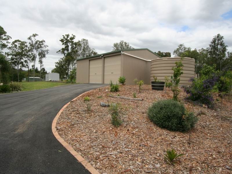 47 Camp Mountain Road, Camp Mountain QLD 4520