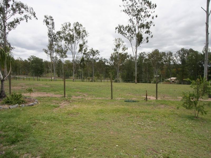 47 Camp Mountain Road, Camp Mountain QLD 4520