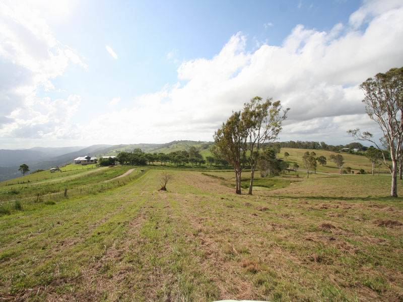 7 Grand View Drive, Ocean View QLD 4521