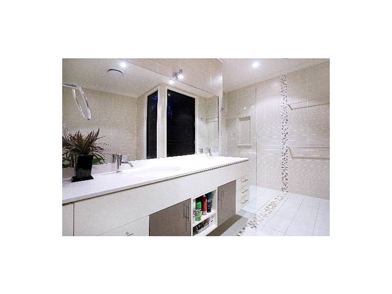 5 Gillett Court, Casuarina NSW 2487