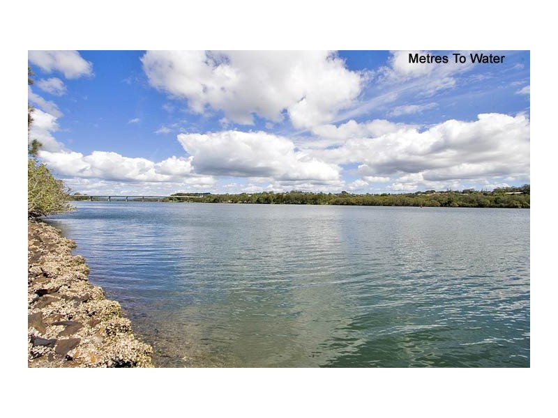 1 Crown Street, Fingal Head NSW 2487