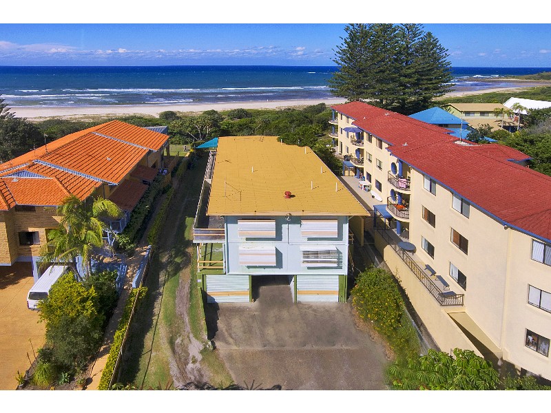 8 Tweed Coast Road, Hastings Point NSW 2489