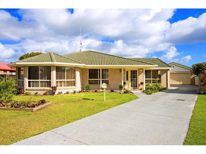27 Shoal Place, Kingscliff NSW 2487