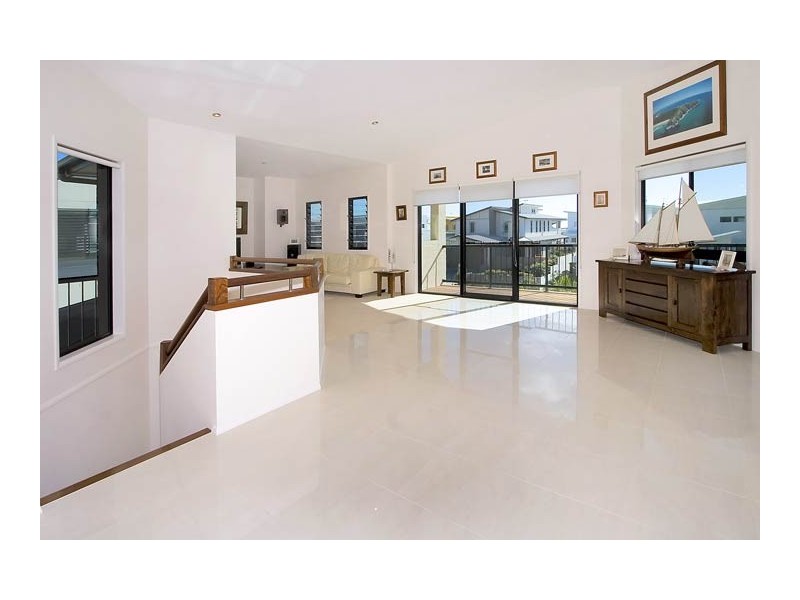 8 Malibu Circuit, Salt, Kingscliff NSW 2487