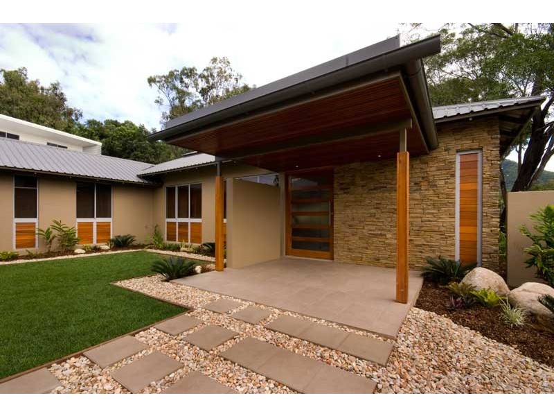 2 Muller St Argentea, Palm Cove QLD 4879
