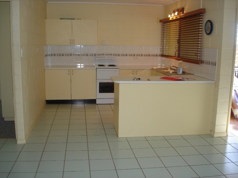 10/19 Ryan Street, North Ward QLD 4810