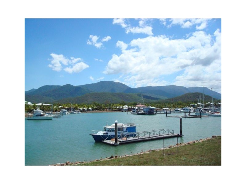 102 Keith Williams Drive, Cardwell QLD 4849