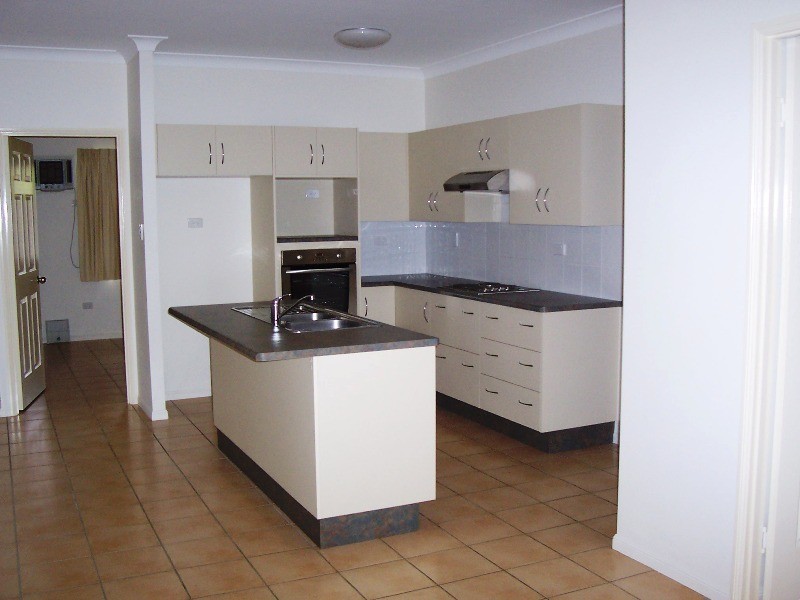 10 Birdwing Court, Douglas QLD 4814