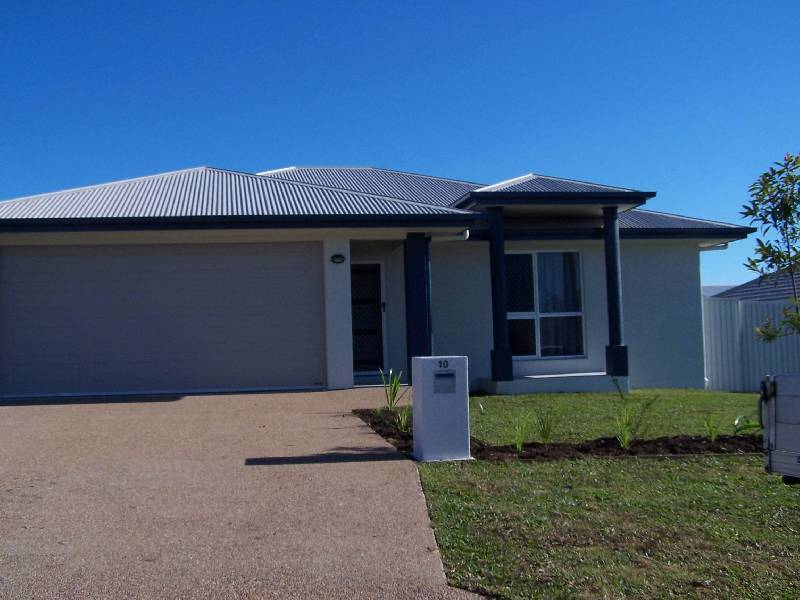 10 Henning Court, Bushland Beach QLD 4818