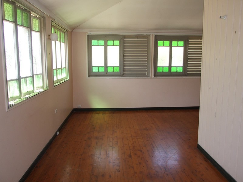 111 Tully Street, South Townsville QLD 4810