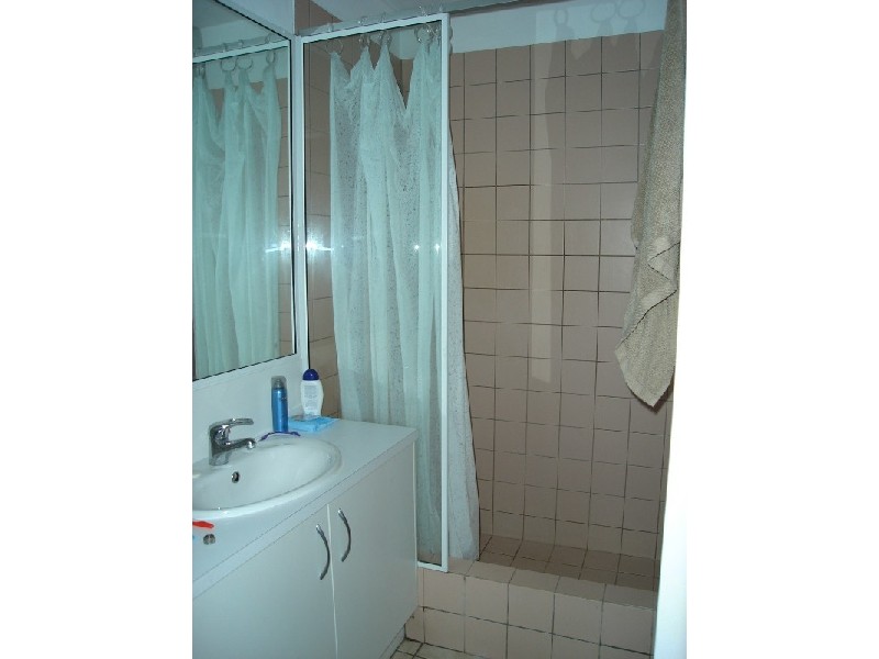 11/23a Cleveland Terrace, North Ward QLD 4810