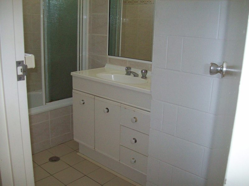 114 – 116 Cook Street, North Ward QLD 4810