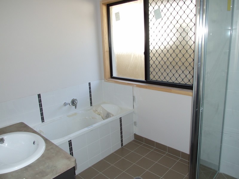 11 Rangeleigh Court, Mount Louisa QLD 4814