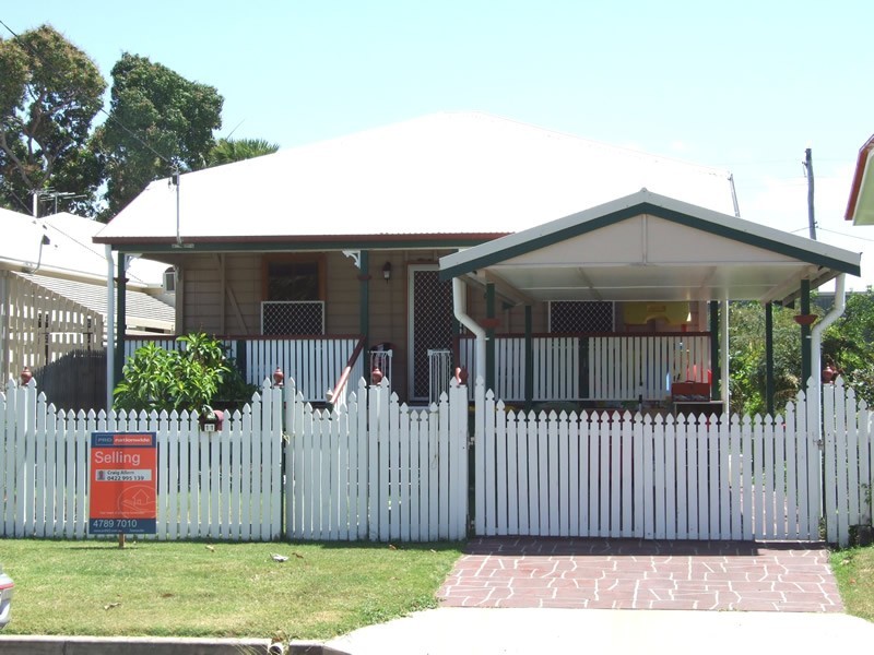 11 Seventh Street, Railway Estate QLD 4810