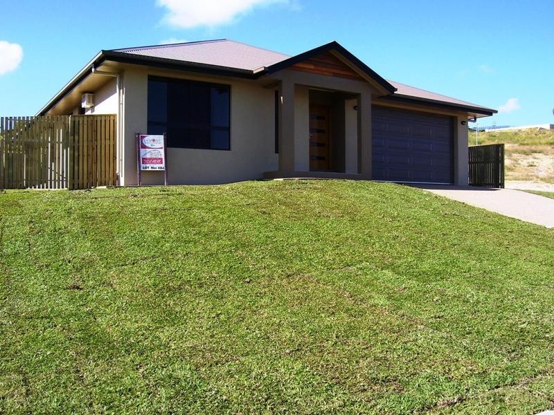 11 Hemple Street, Bushland Beach QLD 4818