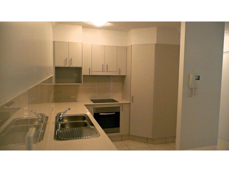 12/51 Harold Street, West End QLD 4810