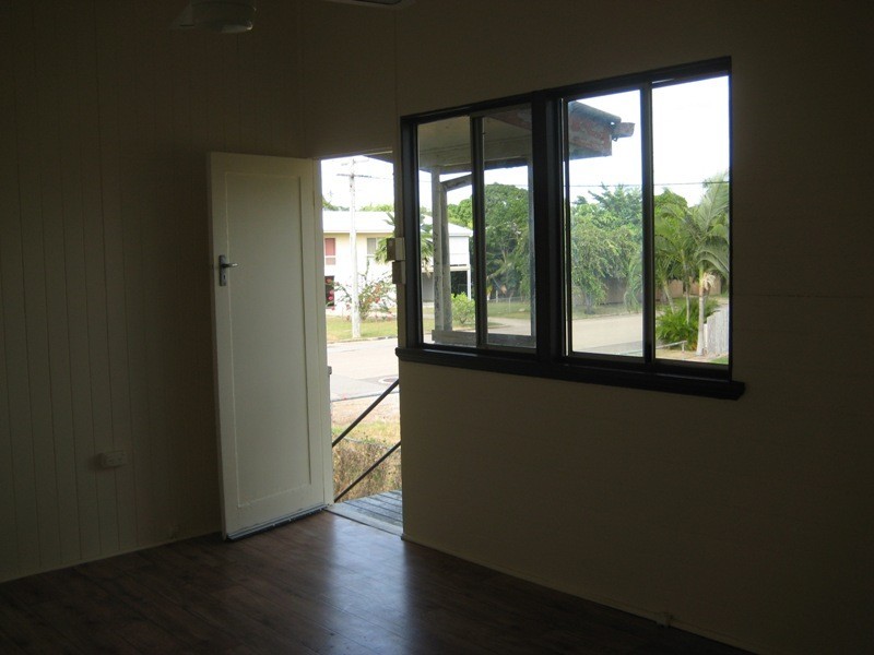 1/29 Brooks Street , Railway Estate QLD 4810