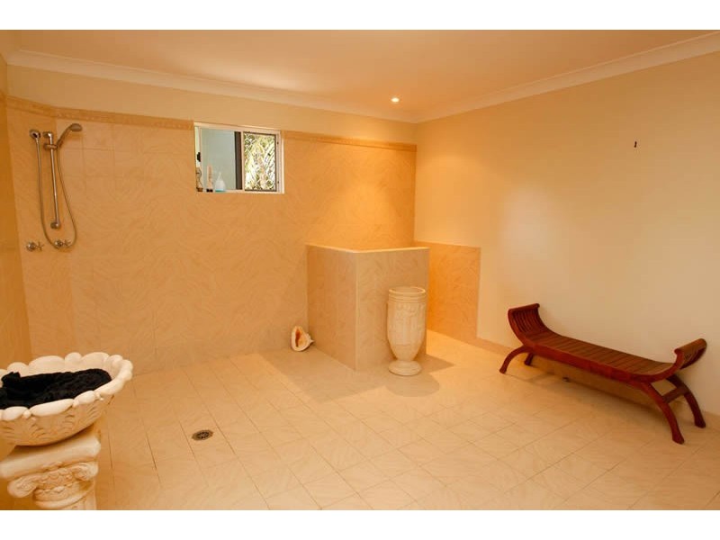 12 Haughton Street, Mundingburra QLD 4812