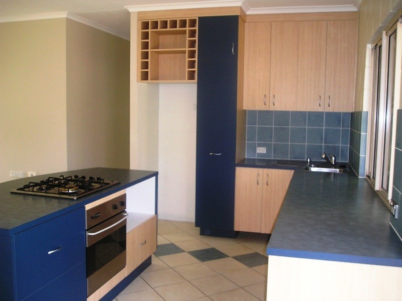 12 Richardson Street, Douglas QLD 4814