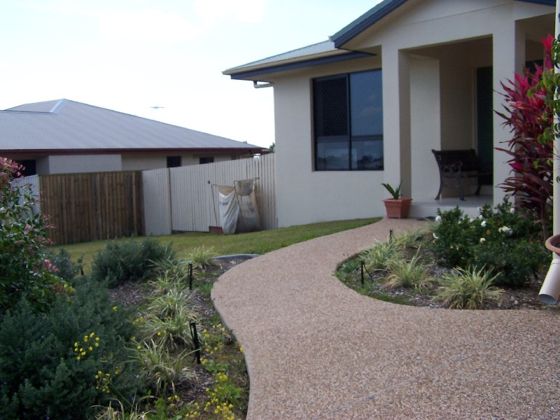 13 Baxendell Place, Bushland Beach QLD 4818