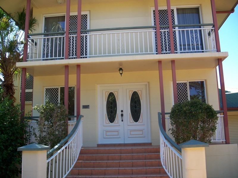 13 Cameron Court, Kelso QLD 4815