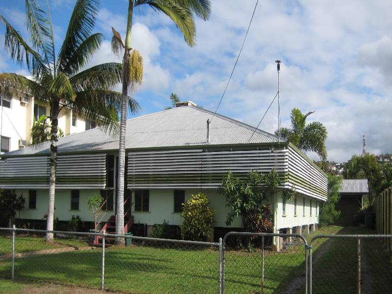 140 Mitchell Street, North Ward QLD 4810