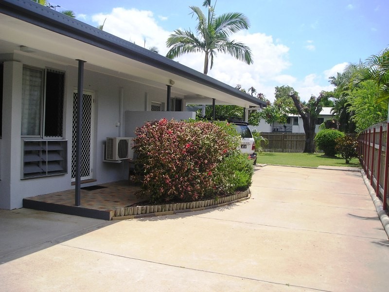 1/4 Buck Street, Mysterton QLD 4812