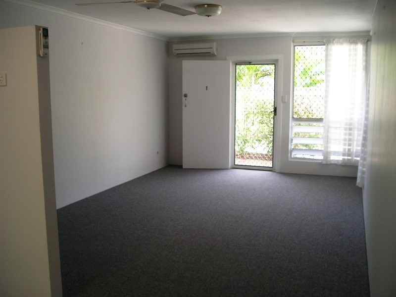 1/4 Buck Street, Mysterton QLD 4812