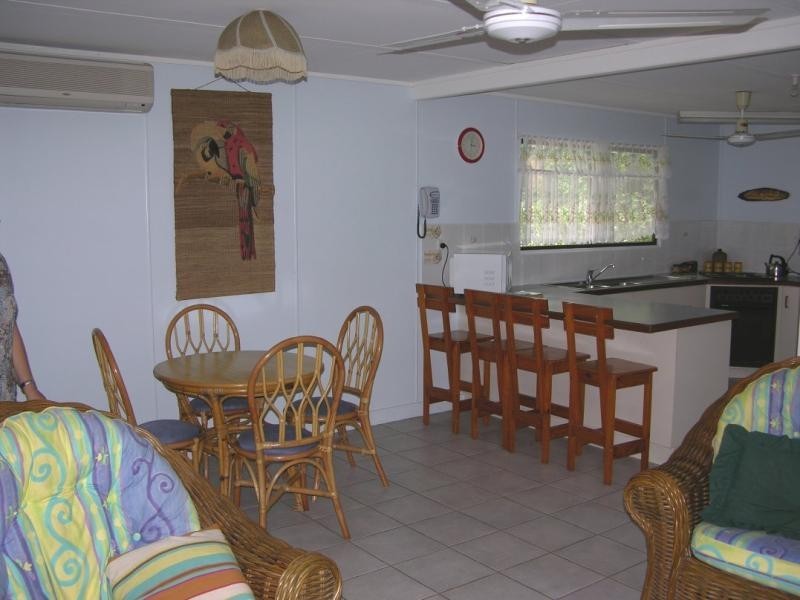 14 Appian Way, Arcadia, Magnetic Island QLD 4819