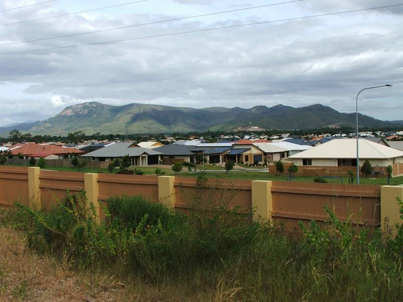 15 Knox Court, Mount Louisa QLD 4814