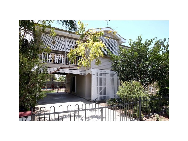 17 Latchford Street, Pimlico QLD 4812