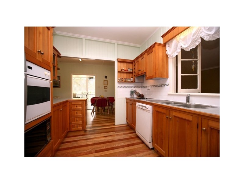 17 Latchford Street, Pimlico QLD 4812