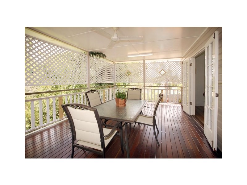 17 Latchford Street, Pimlico QLD 4812