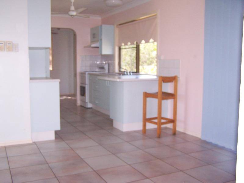 181 Ocean Parade, Balgal Beach QLD 4816