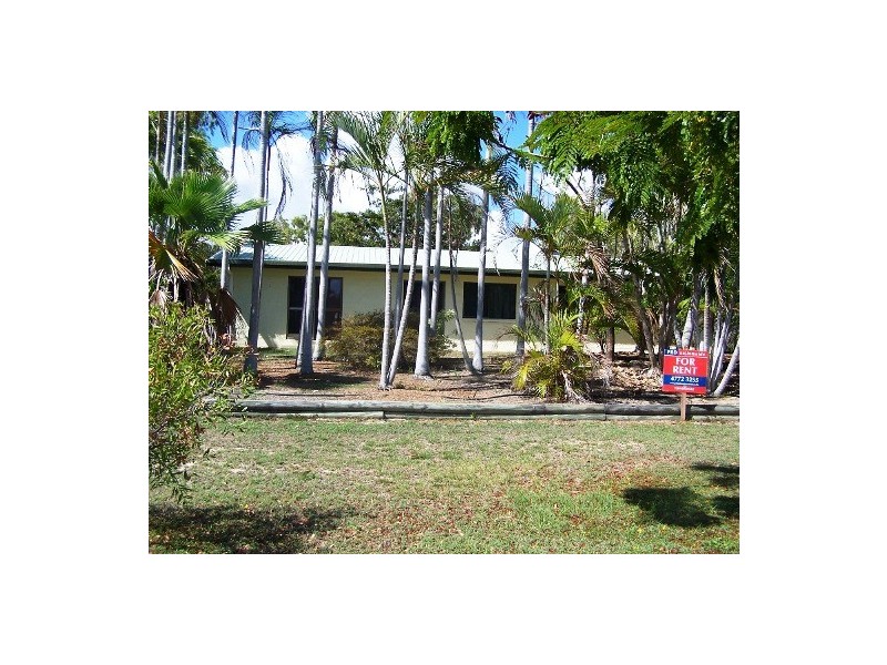 181 Ocean Parade, Balgal Beach QLD 4816